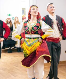 Dni Kultury Albańskiej w Poznaniu Rosela Ciko Joga w Albanii