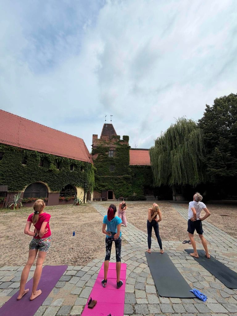 Joga w Muzeum Arsenał Miejski Wrocław Rosela Ciko 1