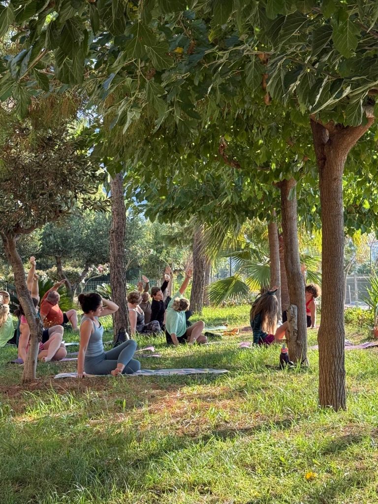 joga w albanii retreat rosela ciko valta hotel