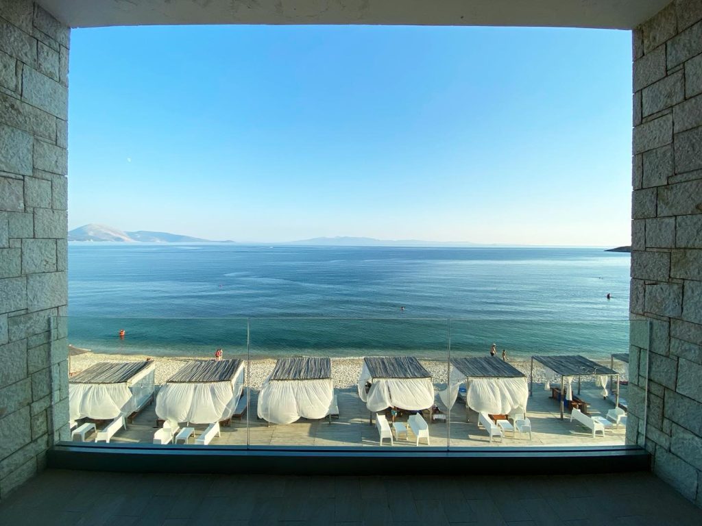 joga w albanii retreat rosela ciko valta hotel